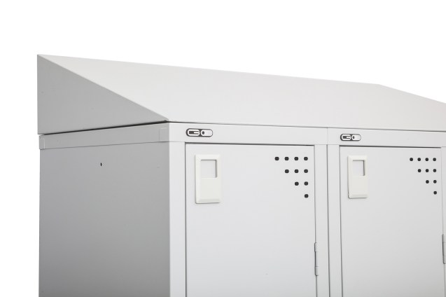 G32830 on lockers cropped